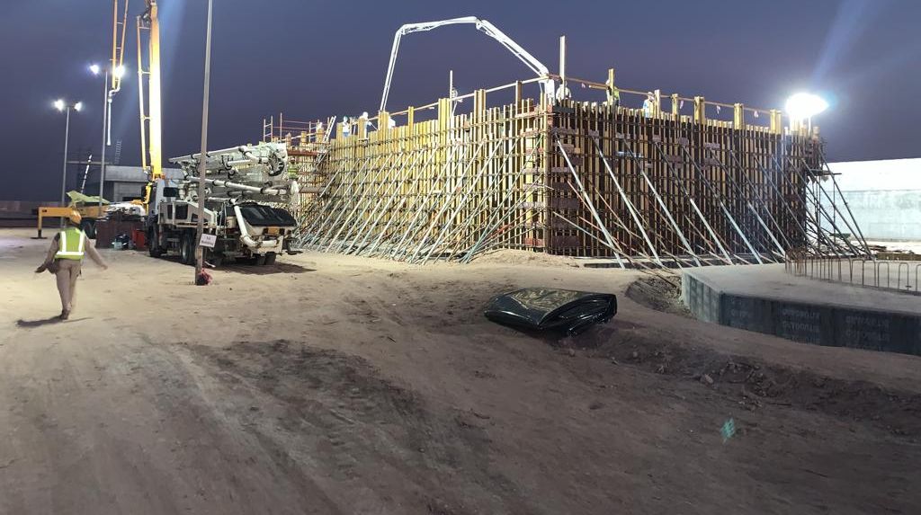 Night-time concrete pour of the Ultra-Filtration tank at the WTP